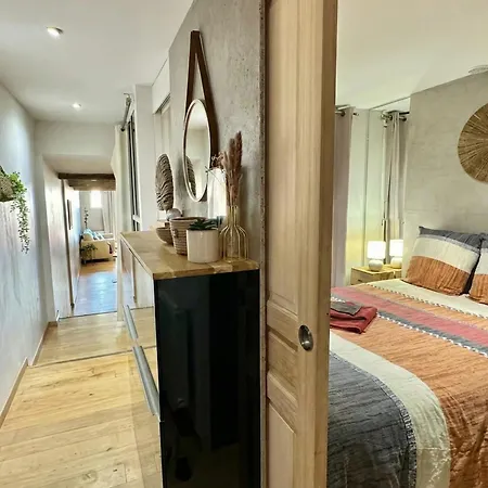 Appartement T2 Design Renove - Centre Historique - Wifi & Tout Equipe * Perpignan