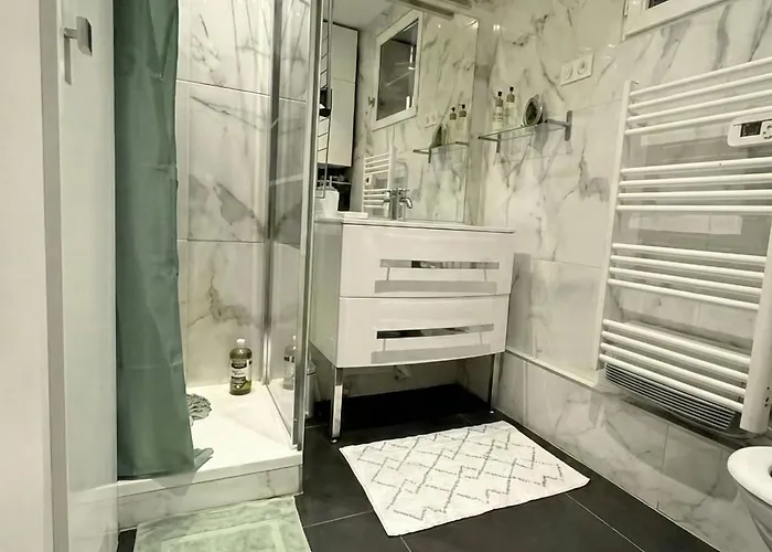 Apartment T2 De Charme Renove - Centre - 5 Min Du Castillet